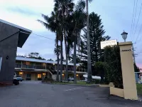 Squid's Ink Motel Hotel a Swansea
