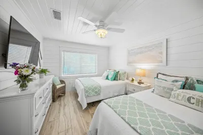 ~ WE ARE OPEN ~ BEACHFRONT ~ YES THAT'S YOUR VIEW! ~