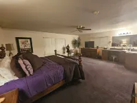 3-bedroom vacation home just 12 minutes from Lake Texoma and Choctaw Casino.