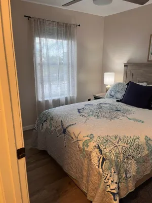 Charming 2-bedroom apartment with AC, WiFi in brilliant Gulf Breeze