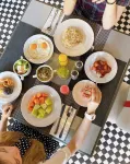 ARTOTEL Grand Prima Surabaya - Aamiainen