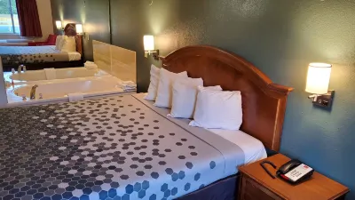 Stonewood Inn & Suites Carrollton - Smithfield Hotels in Smithfield