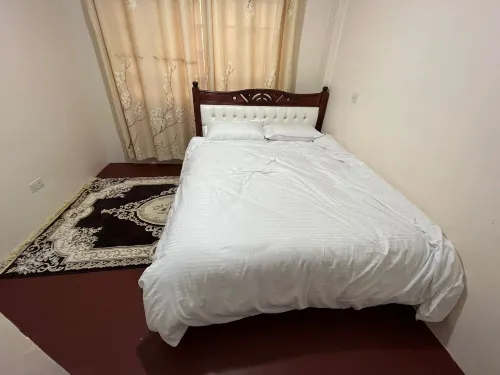 Remarkable 2-Bed Apartment Cozy and Comfortable - Apartments