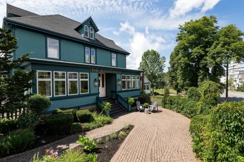 The August House Hotels in Windsor