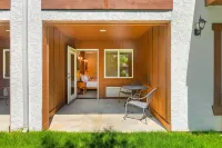 Snowstorm Studio on Icicle Village