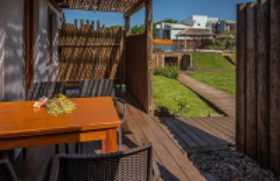 惡魔碼頭寧靜飯店 住宿飯店