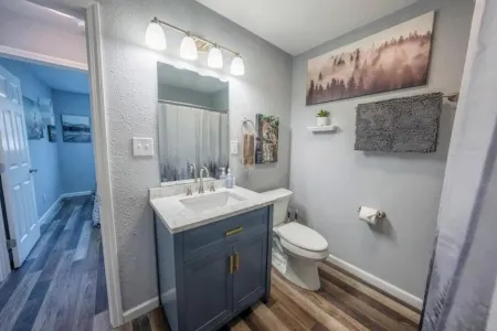 Alaskan Wilderness Escape [14] Отели рядом со станцией Анкорд Депо