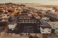 Blufftop Inn & Suites - Wharf/Restaurant District