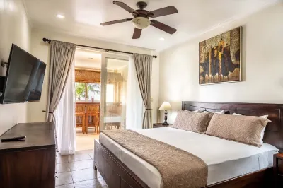 Oceanfront Beachfront condo The Palms Jacó Beach Vacation Rental 102 Costa Rica