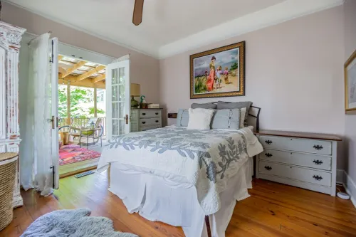 Charming Historic Empie-Possion Cottage