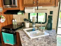 Cozy Travel Trailer and Up River Get Away. Hike, Fish, Float, Relax!