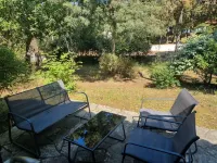 House with large garden in an oyster farming site close to the beach and the golf course. Hotels near Île d'Oléron