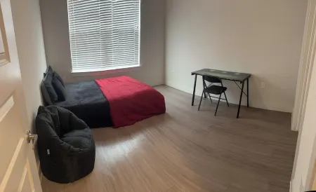 Peaceful 2-bedroom apartment near the beach Отели в г. Литл-Элм