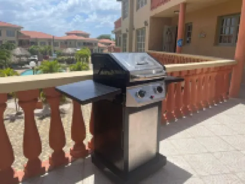 Walking distance to Beach from Flip Flop Condo-Sleeps 6