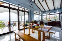 Ophelia's Villa: Waterfront Luxury with Private Pool
