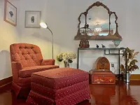 Historic 2BR Home +Patio in Quiet Catskills Hamlet Hotels in Neversink