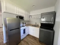 Little Palm Villa retreat less than a mile from the beach! Hotels in Hobe Sound