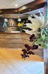 4 Room Luxury Wellness Spa Suite.  Free Sauna & Steam Room.  Offers Spa Services