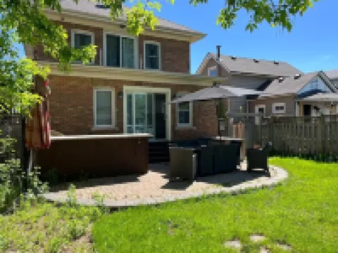 Beautiful Renovated Oasis House