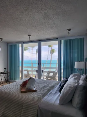 Sunset Vibes @ 311...Come stay and enjoy total relaxation and regeneration...