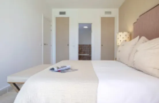 エクスクルーシブ 2 ベッドルーム アパートメント ヒーテッド プール フラミンゴス ゴルフ