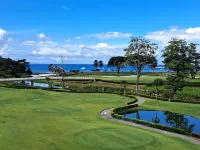 Spacious condo with panoramic ocean and golf  views