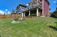 A place full of character and charm-Gateway to Canadian Rockies