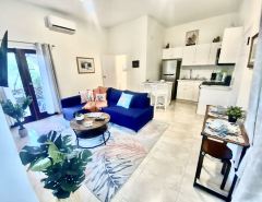 No Chores! 2 BD 2 BA in the heart of Havensight