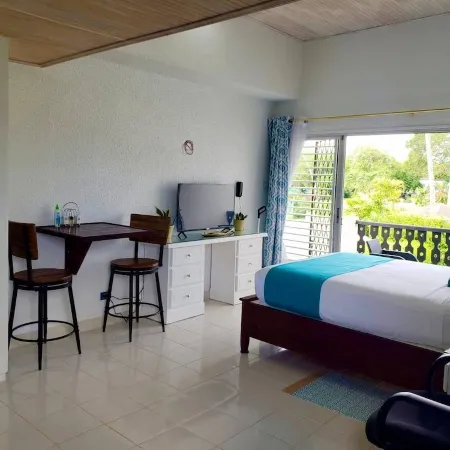 Peaceful intensely clean unit overlooking tropical gardens and golf course