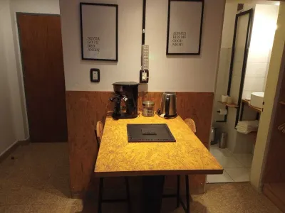 Hermoso monoambiente en pleno Barrio General Paz. Frente a Plaza Alberdi Hotel a 