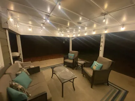 Adorable House in South Denver! Отели рядом с достопримечательностью «Packy Romans Park»