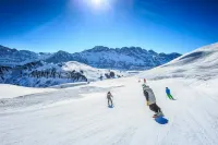 Avoriaz - Portes du Soleil : At the foot of the slopes