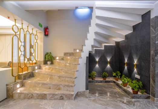 호텔 호라이즌 바이 샨티