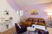 Charming Crestone Mountain Cottage- 1 mile from town!