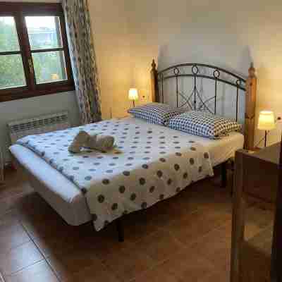 Majorcan style private house with 3 bedrooms, 2 bathrooms, 3 terraces, pool, BBQ Rooms