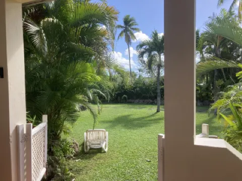 Only 3 Mins To Beach And Beach Club apt 1. Hotel a 