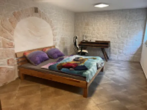 Idyllic vacation home in Jena 5 minutes walk to the center directly on the Saale