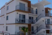 3 Bed 2 Bath Condo with Amazing Views Hotels near El Universo hecho a mano
