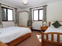 Valley House - Boutique