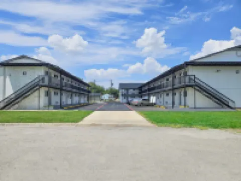 1902 Studios Hotels in 