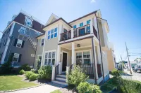 The Newport Lofts - 611 Thames Street -  Ferienwohnungen