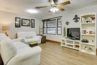 2 Mi to Nicholls State University: Home w/ Yard Hotels in Thibodaux