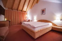 Wellnesshotel Liun B&B Hotels in Inn District