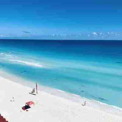 Beach and Ocean Front Apartments 1 Fitness & Recreational Facilities