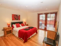 Cefn-Yr-Efail Hotels in Criccieth