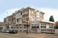 Ambassador Hotel Hotels in 