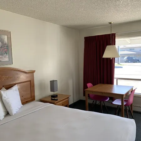 Pacific Sunset Inn