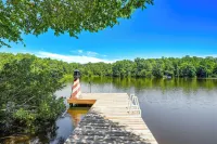 Lakefront Lusby Home w/ Fire Pit: 3 Mi to Beach! - Homestays