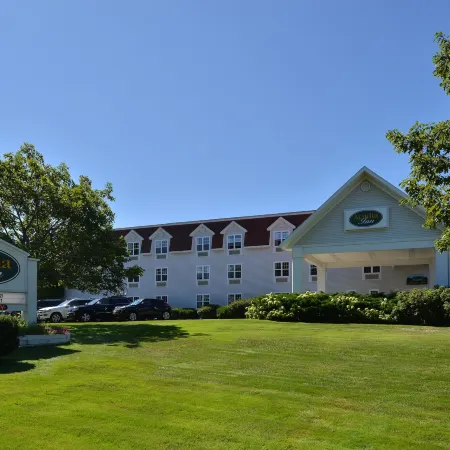 Acadia Inn