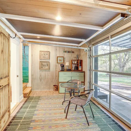 8 Mi to Ozark Folk Center: Home w/ Hot Tub & Deck